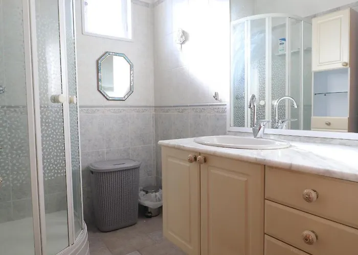 公寓 Spacieux Vue Et Montagne En Dernier Etage Avec Terrasse - Parking Et Wifi 阿雅克肖