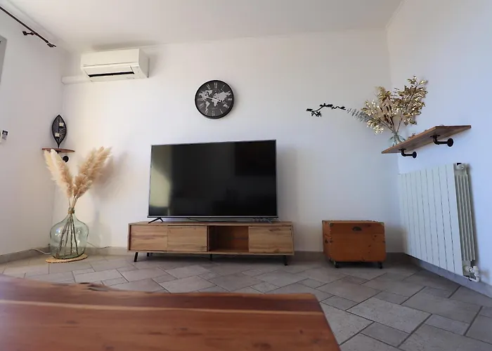 Spacieux Vue Et Montagne En Dernier Etage Avec Terrasse - Parking Et Wifi