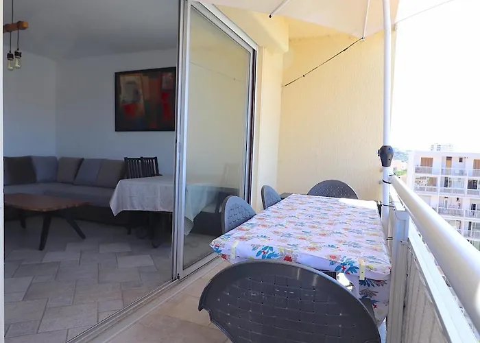 Spacieux Vue Et Montagne En Dernier Etage Avec Terrasse - Parking Et Wifi 公寓